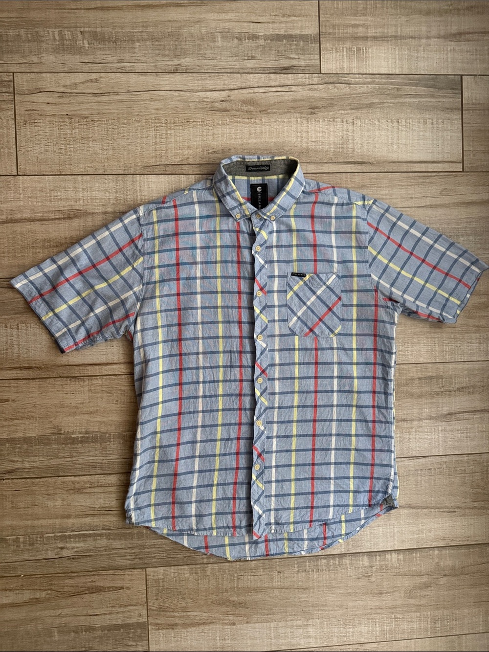 Billabong Men’s Large Plaid Short Sleeve Button Down Shirt 100% Cotton
